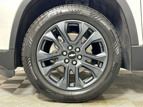 Used 2020 Chevrolet Traverse RS FWD image 30