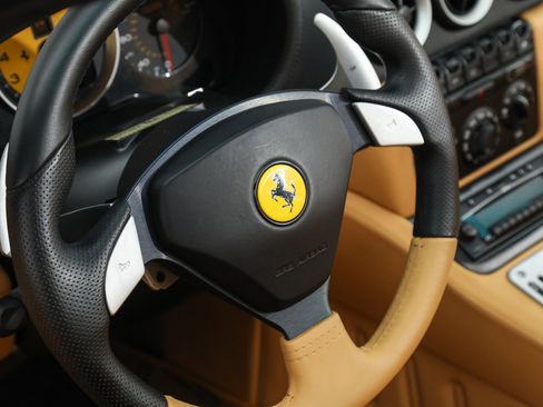 Used 2005 Ferrari 575M Maranello Superamerica image 34