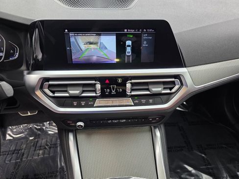 Used 2022 BMW M440i Coupe image 21