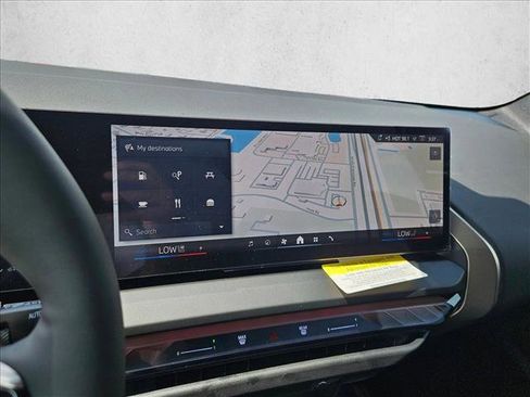 Certified 2025 BMW X3 xDrive30i w/ Premium Package image 12