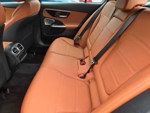 Used 2025 Mercedes-Benz C 300 Sedan image 13