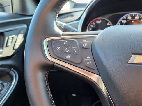 Used 2024 Chevrolet Malibu LT image 21