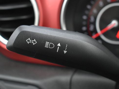 Used 2021 Jeep Wrangler Unlimited Rubicon w/ Dual Top Group image 18