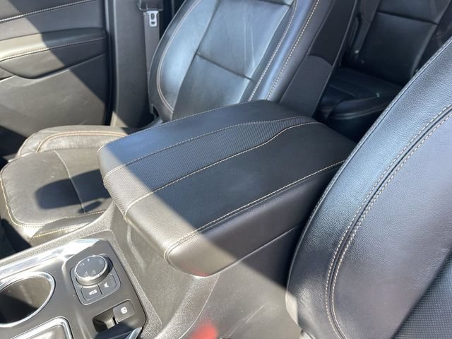 Used 2020 Chevrolet Traverse Premier w/ LPO, Floor Liner Package AWD/4WD image 21