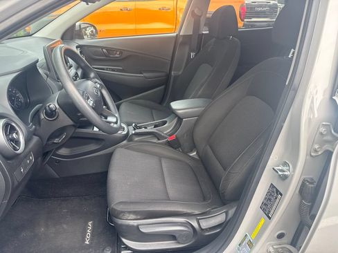 Used 2022 Hyundai Kona SEL w/ Cargo Package AWD/4WD image 8