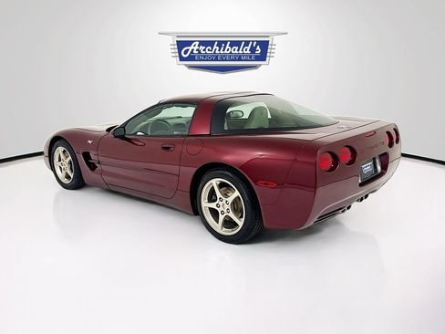 Used 2003 Chevrolet Corvette Coupe w/ Preferred Equipment Group RWD image 5
