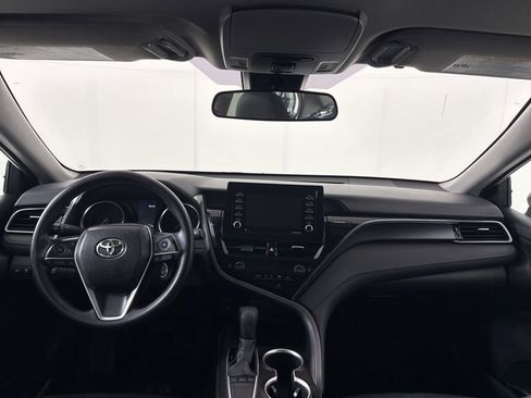 Used 2023 Toyota Camry LE image 19