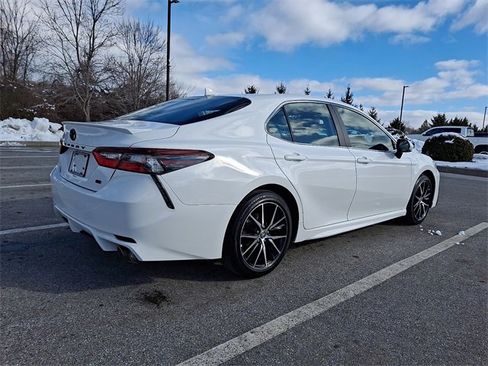 Certified 2024 Toyota Camry SE image 6