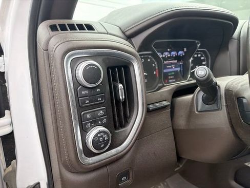 Used 2019 GMC Sierra 1500 Denali w/ Denali Ultimate Package AWD/4WD image 51