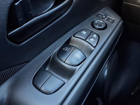 New 2025 Nissan Kicks Play S image 16