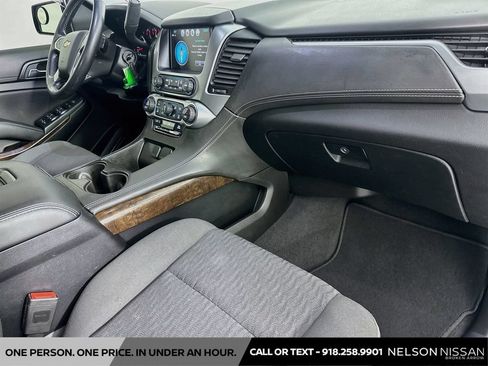 Used 2019 Chevrolet Tahoe LS AWD/4WD image 28
