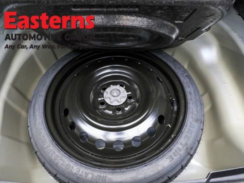 Used 2024 Toyota Corolla LE image 21