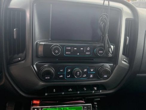 Used 2019 Chevrolet Silverado 2500 LT image 16