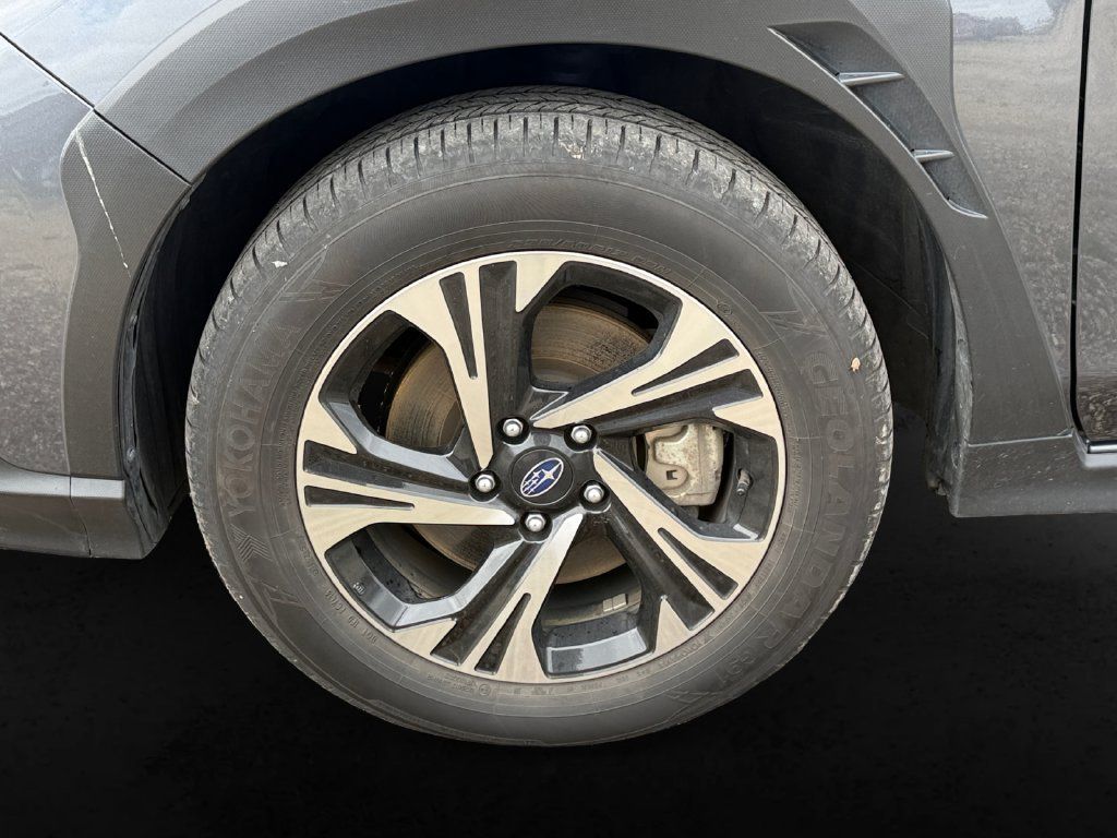 Used 2025 Subaru Crosstrek 2.5i Premium AWD/4WD image 12