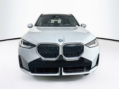 Used 2026 BMW X3 xDrive30i w/ Premium Package AWD/4WD image 2