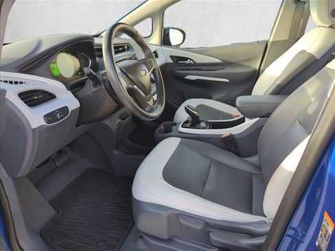 Used 2020 Chevrolet Bolt Premier FWD image 12