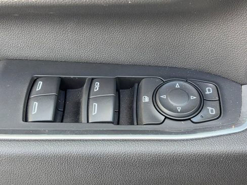 Used 2025 GMC Sierra 2500 SLE w/ SLE Value Package; image 27