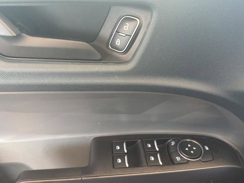 Used 2025 Ford Maverick XLT w/ XLT Luxury Package AWD/4WD image 18