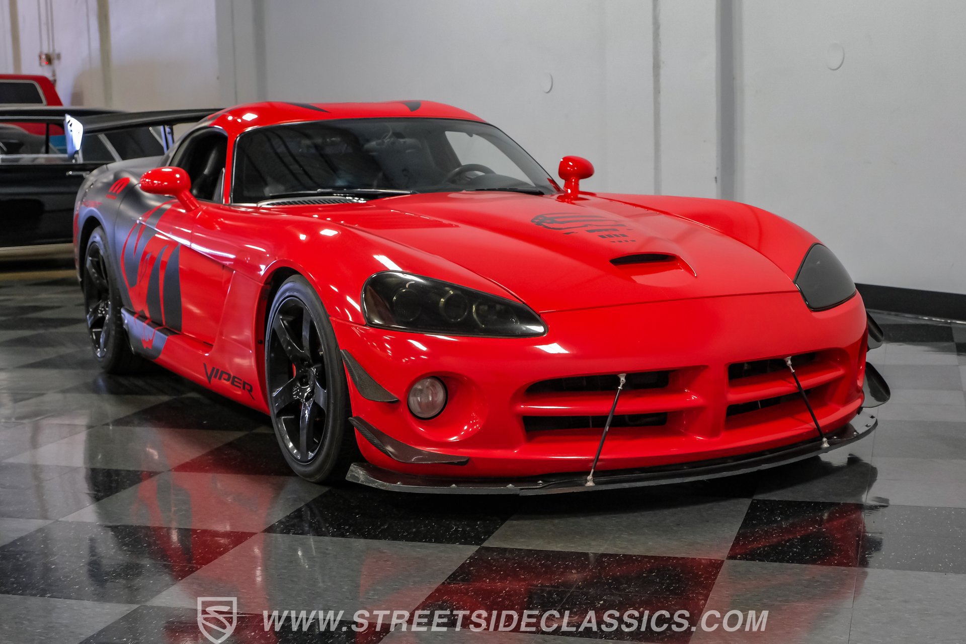 Used 2006 Dodge Viper SRT-10 RWD image 17