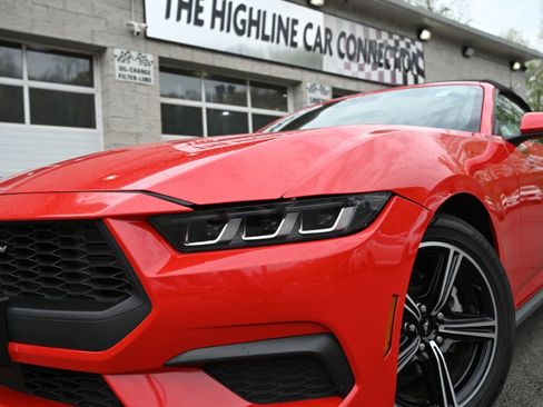 Used 2024 Ford Mustang Premium RWD image 10
