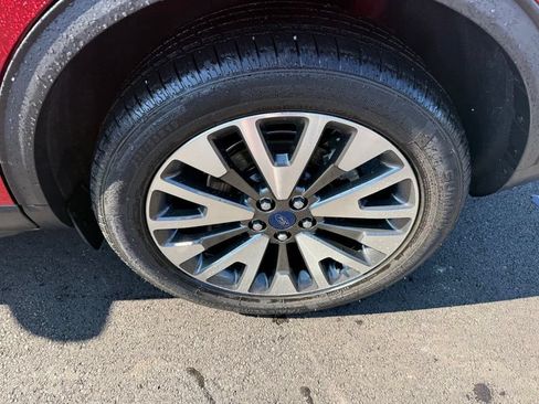 Used 2020 Ford Escape Titanium AWD/4WD image 16