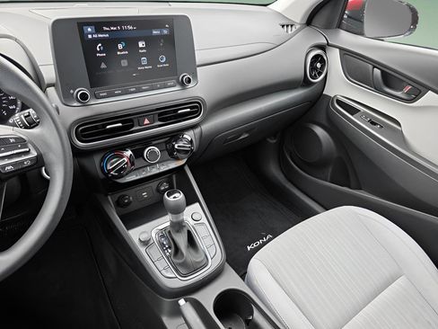 Certified 2023 Hyundai Kona SEL image 28