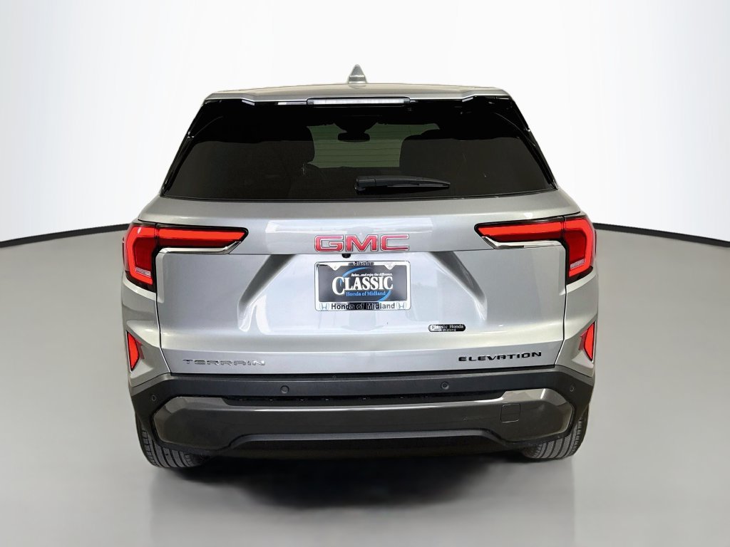 Used 2025 GMC Terrain Elevation FWD image 6