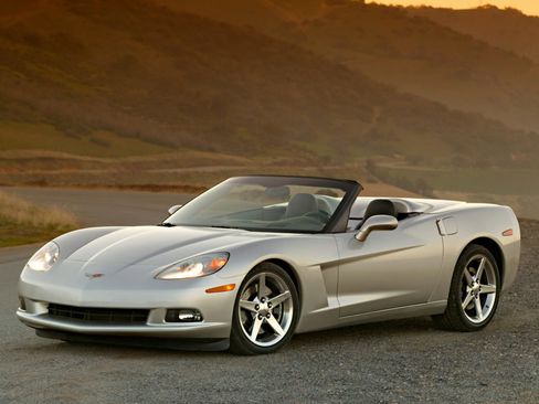Used 2006 Chevrolet Corvette Convertible w/ Preferred Equipment Group image 1
