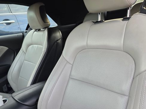 Used 2024 Ford Mustang Premium image 6