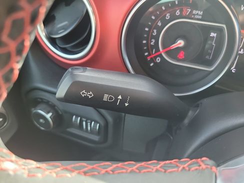 Used 2022 Jeep Wrangler Rubicon w/ Steel Bumper Group AWD/4WD image 33