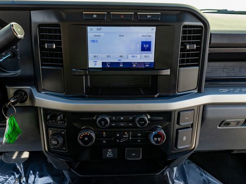 Used 2024 Ford F250 XL w/ XL Off-Road Package image 21