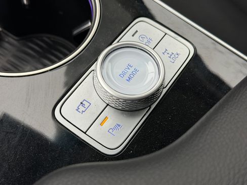 Used 2025 Genesis GV80 2.5T Standard image 19