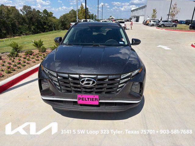 Used 2022 Hyundai Tucson SEL w/ Cargo Package FWD image 2
