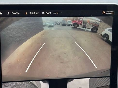 Used 2022 Tesla Model Y Performance image 14