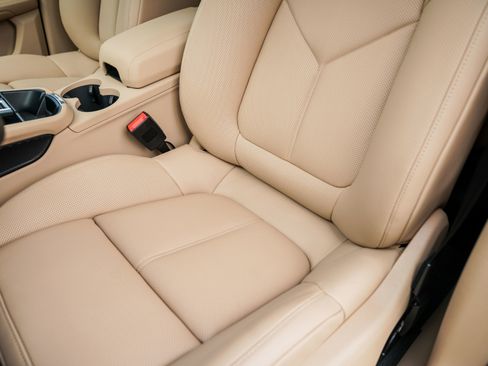 New 2026 Porsche Macan image 24