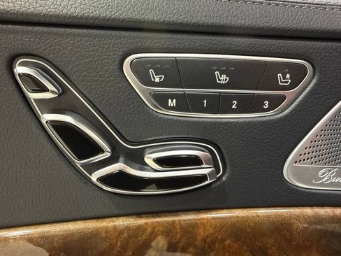 Used 2015 Mercedes-Benz S 550 4MATIC Sedan image 25