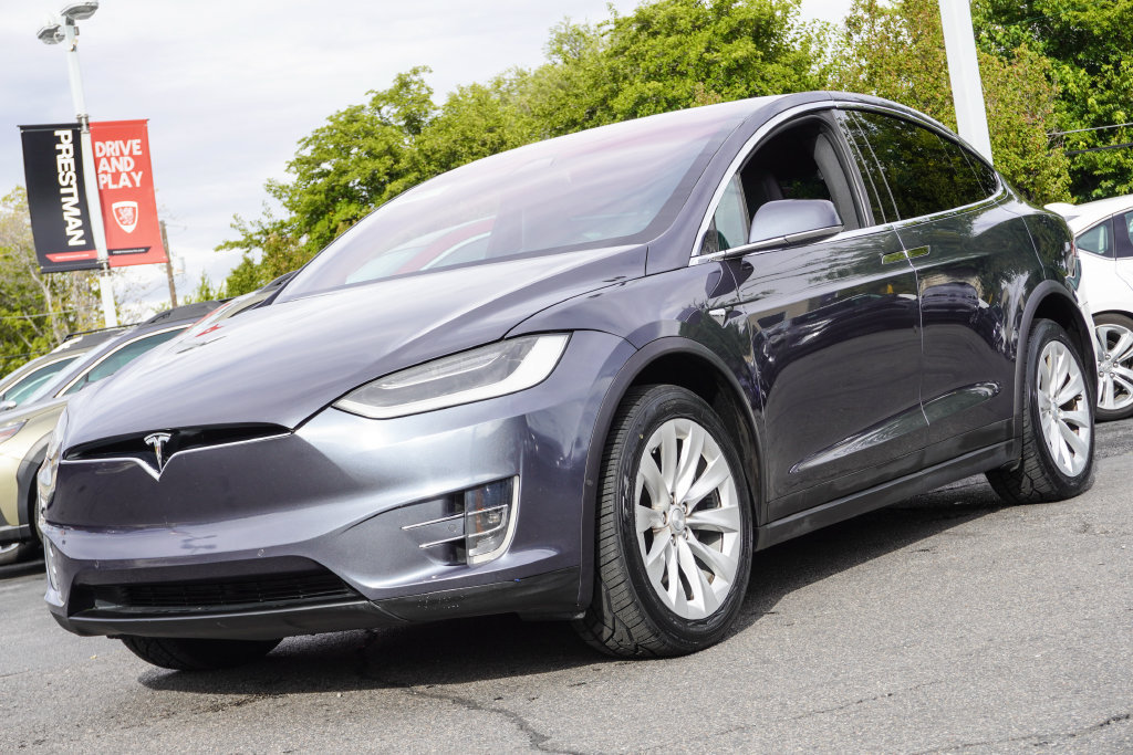 Used 2018 Tesla Model X 75D AWD/4WD image 15
