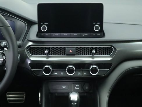 Used 2025 Acura Integra A-Spec image 16