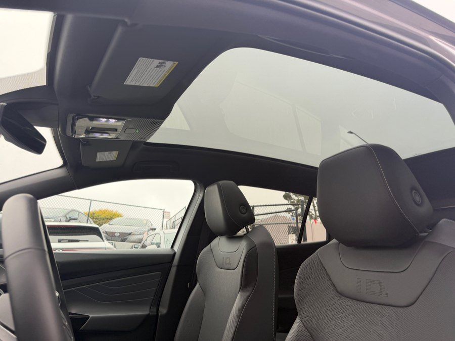 Used 2025 Volkswagen ID.4 Pro S RWD image 17