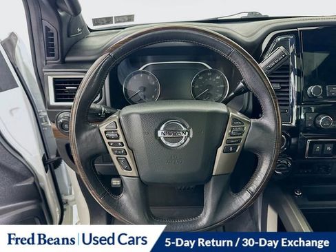 Used 2021 Nissan Titan Platinum Reserve w/ Moonroof Package image 13
