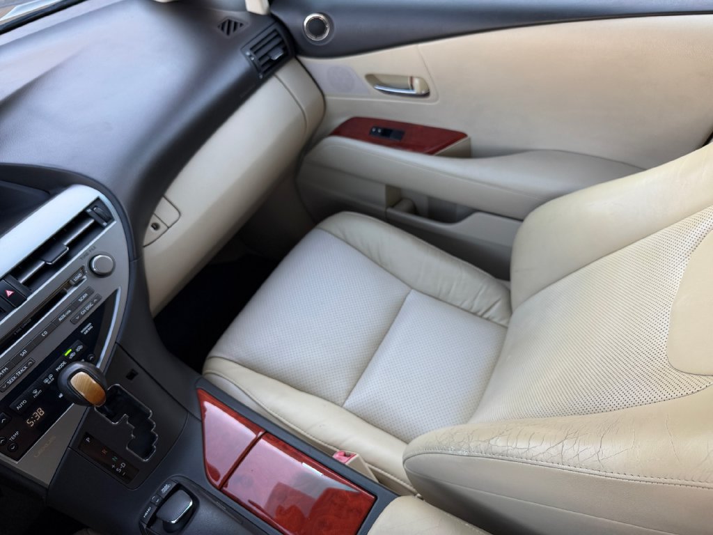 Used 2010 Lexus RX 350 AWD w/ Premium Pkg image 17