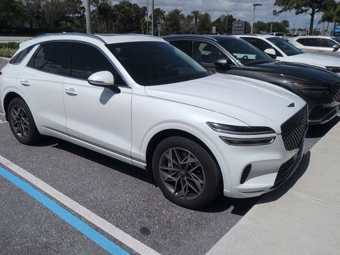 Used 2023 Genesis GV70 2.5T w/ Select Package image 3