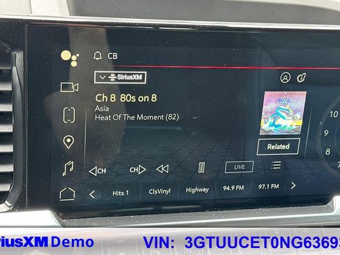 Used 2022 GMC Sierra 1500 Elevation w/ Elevation Premium Package image 39