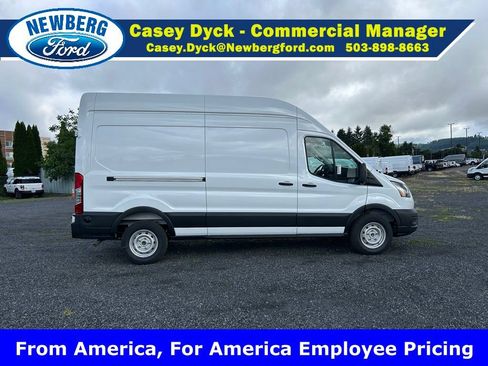 New 2026 Ford Transit 250 148 High Roof w/ Load Area Protection Package RWD image 5