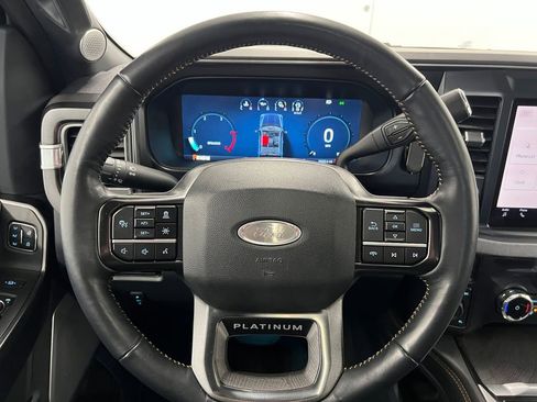 Used 2024 Ford F250 Platinum w/ FX4 Off-Road Package image 13