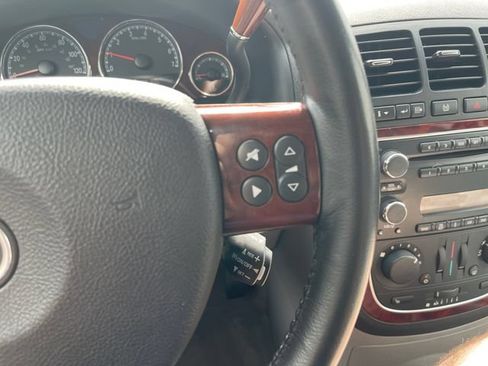 Used 2006 Buick Terraza CXL w/ Driver Confidence Package FWD image 22