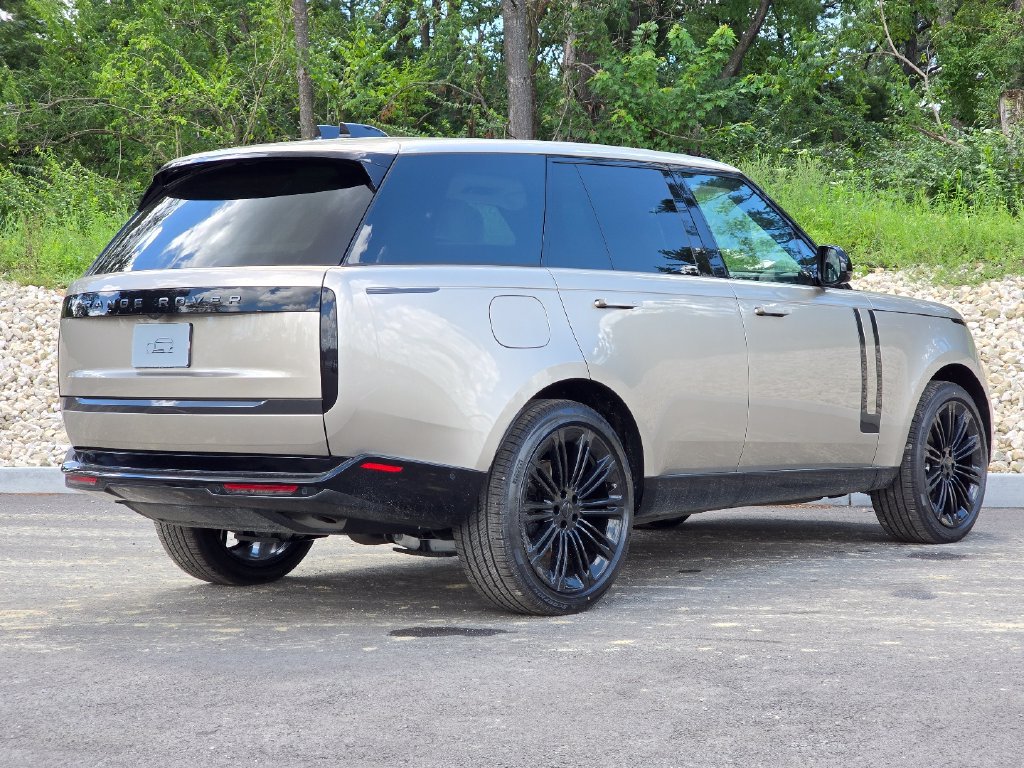 New 2026 Land Rover Range Rover SE AWD/4WD image 6