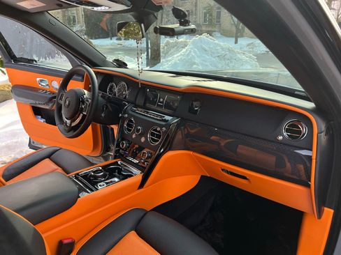 Used 2023 Rolls-Royce Cullinan Black Badge w/ Driver's Package image 65