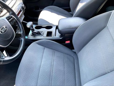 Used 2019 Kia Sorento AWD w/ LX Convenience Package image 20