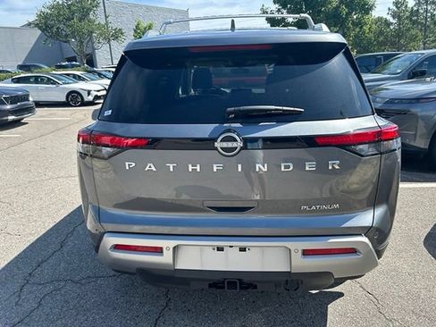Certified 2025 Nissan Pathfinder Platinum w/ Cargo Package FWD image 6